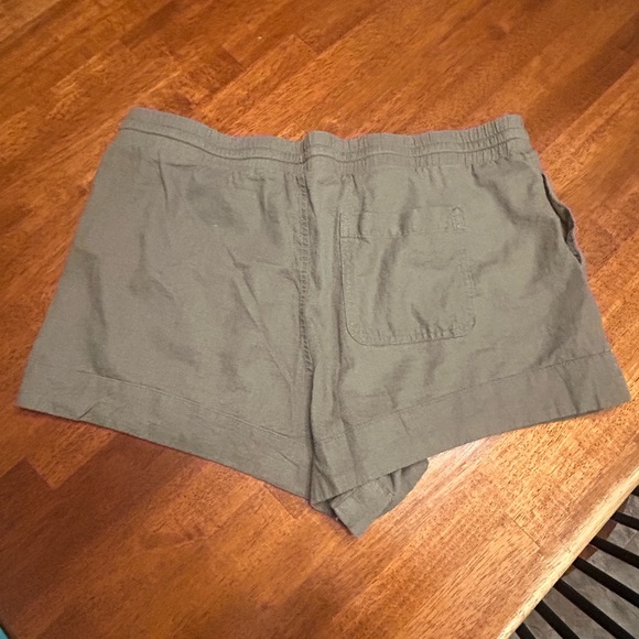 Universal Thread Drawstring Shorts - Picture 4 of 7